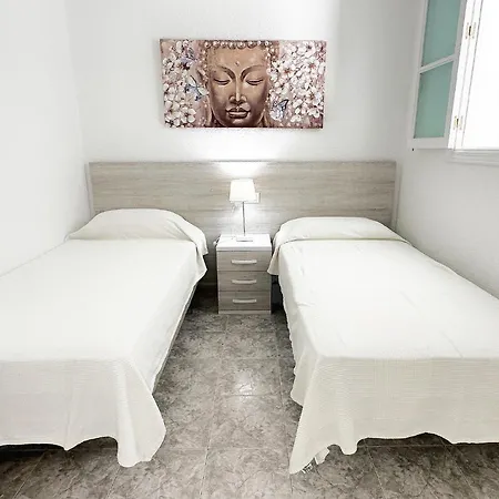 Skol 131 - At Skol Building In Centre With Sea Views. Apartment