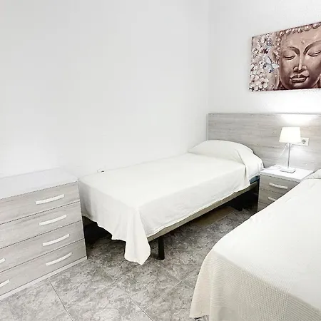 Skol 131 - At Skol Building In Centre With Sea Views. *