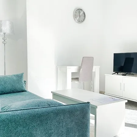 Apartment Skol 131 - At Skol Building In Centre With Sea Views. *