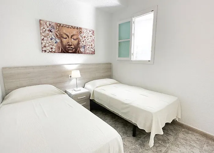 Skol 131 - At Skol Building In Centre With Sea Views. アパート