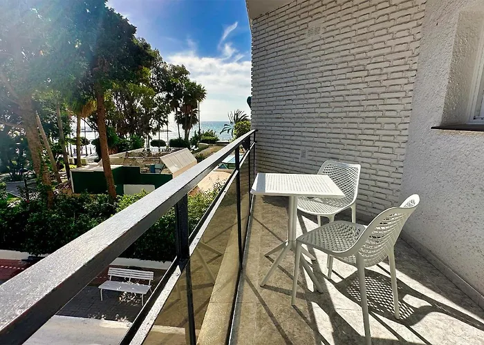 アパート Skol 131 - At Skol Building In Centre With Sea Views. マルベーリャ