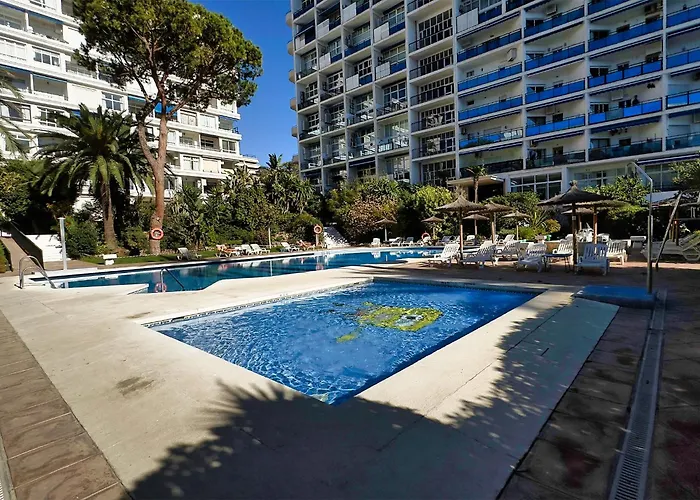 Apartment Skol 131 - At Skol Building In Centre With Sea Views.