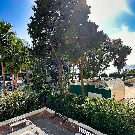 Skol 131 - At Skol Building In Centre With Sea Views. Appartement Marbella