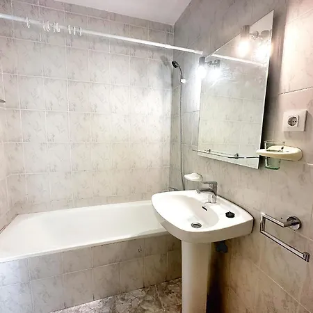 Daire Skol 131 - At Skol Building In Centre With Sea Views.