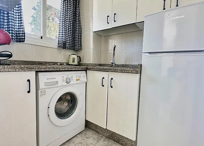 Skol 131 - At Skol Building In Centre With Sea Views. Марбелья